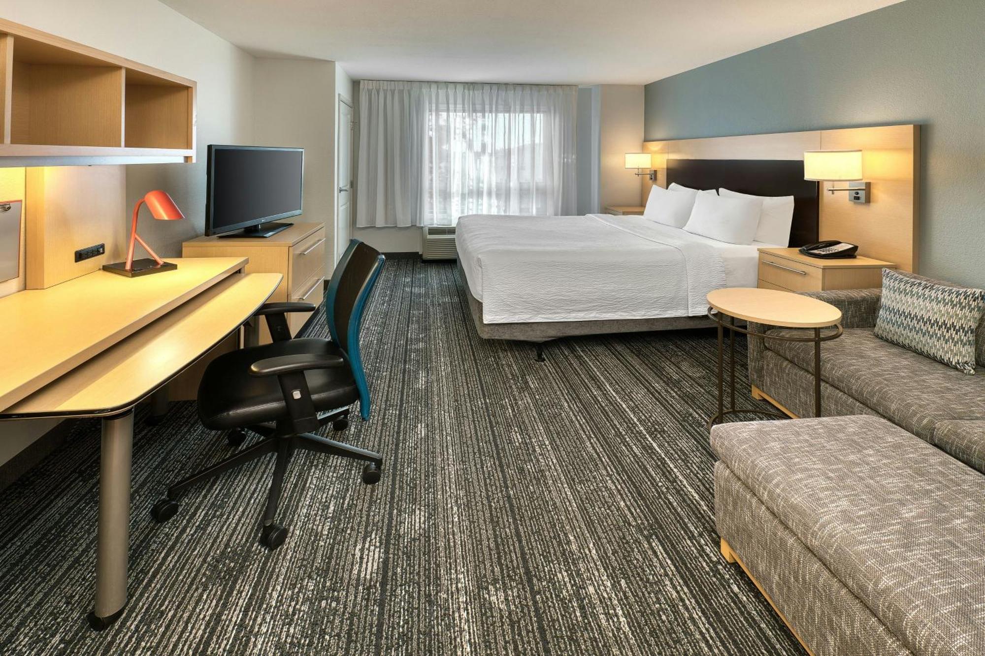 ทาวน์เพลซ สวีท บาย แมริออท เรดเดียร์ Hotel ภายนอก รูปภาพ