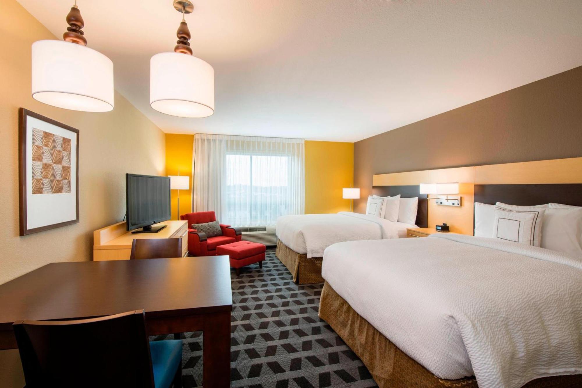 ทาวน์เพลซ สวีท บาย แมริออท เรดเดียร์ Hotel ภายนอก รูปภาพ